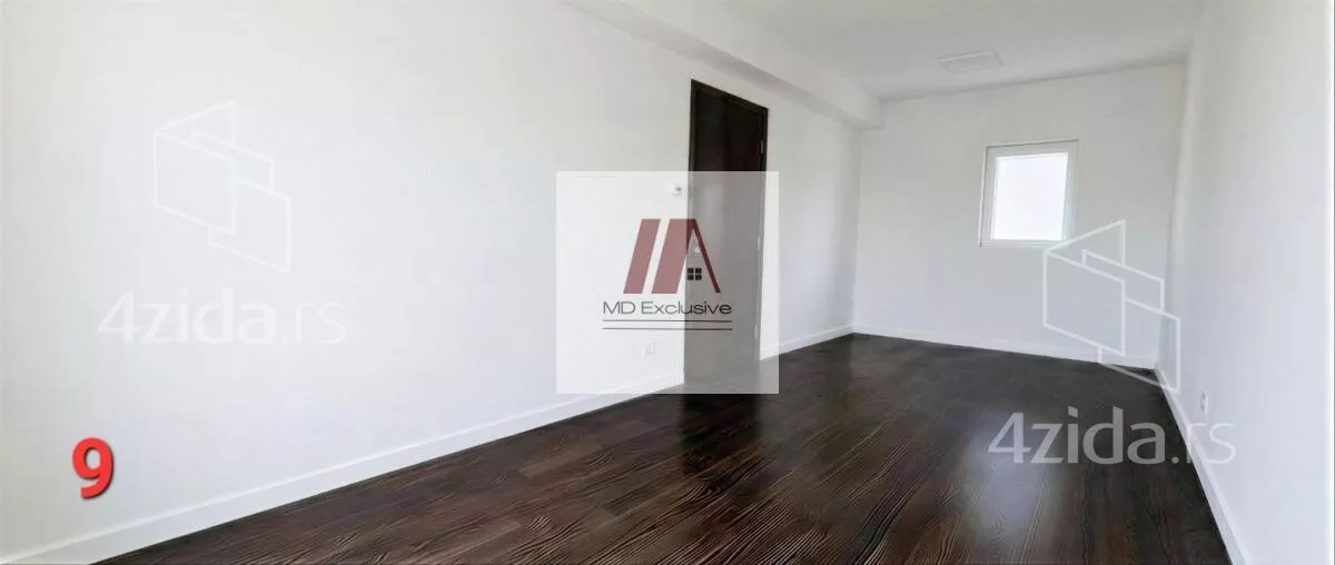 Četvoroiposoban stan | 4zida