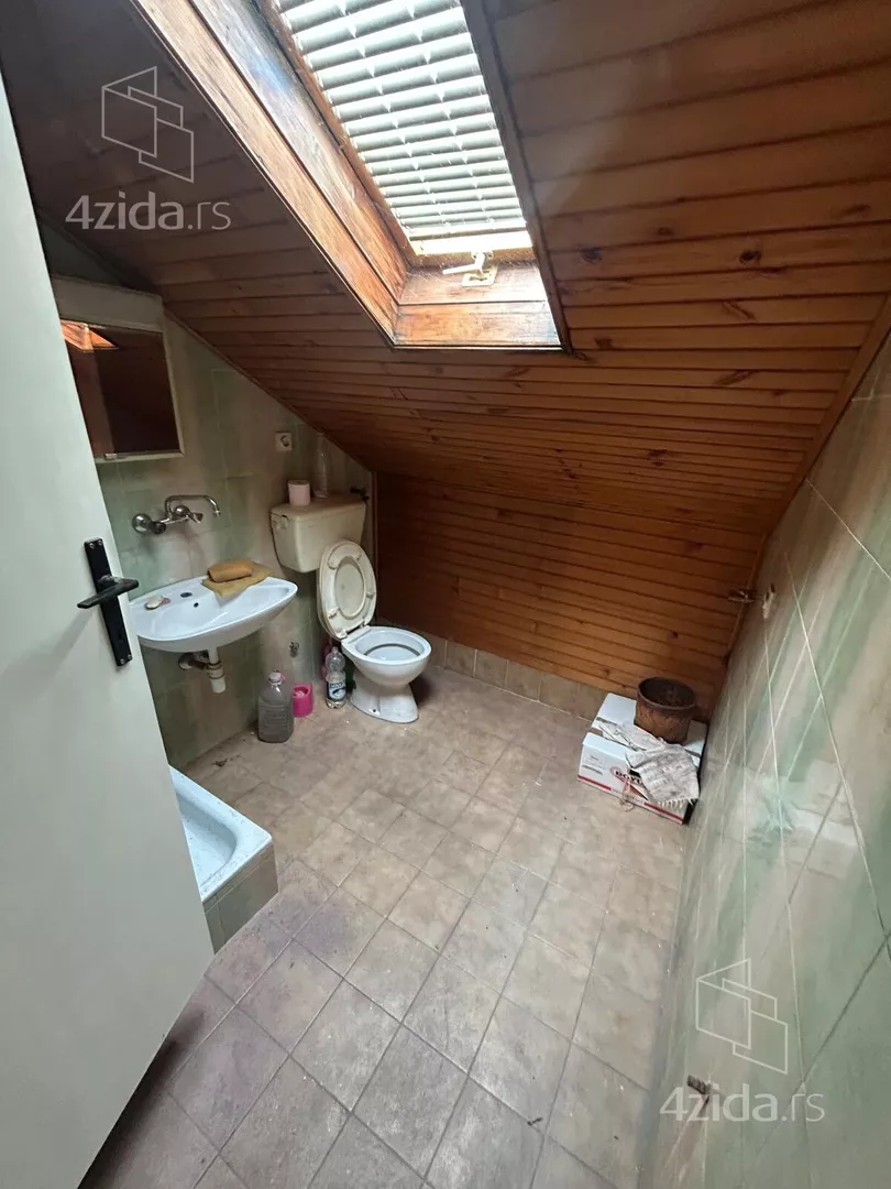 3-etažna kuća | 4zida