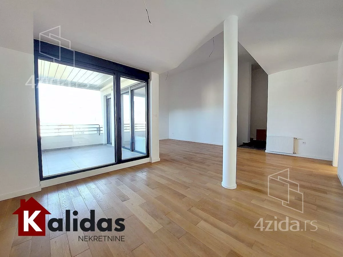 Petosoban stan | 4zida