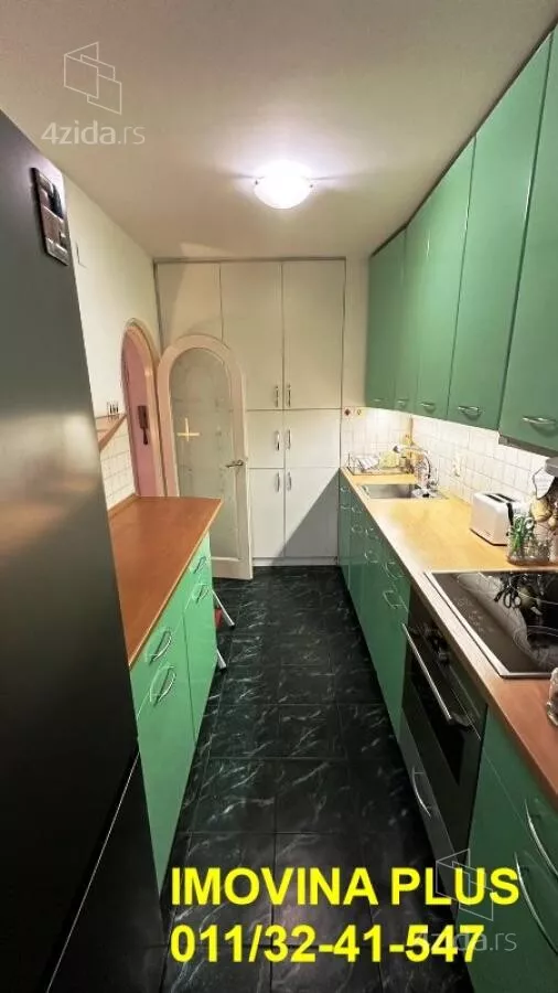 Troiposoban stan | 4zida