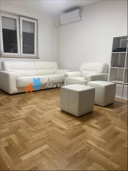 Klinički Centar | 4zida.rs