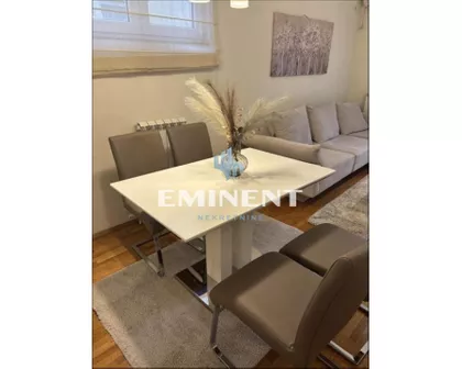 Gospodara Vučića | 4zida.rs