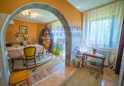 Lipov Gaj | 4zida.rs