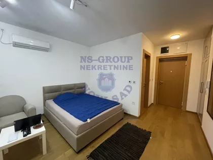 Cara Dušana | 4zida.rs