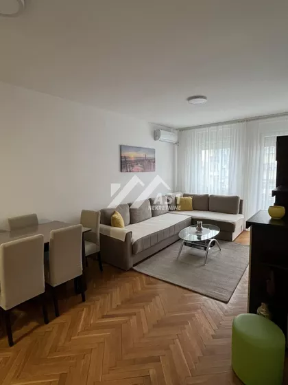 Hadži Ruvimova | 4zida.rs