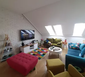 Centar, Zemun opština, Beograd, 2.0 stan | 4zida.rs