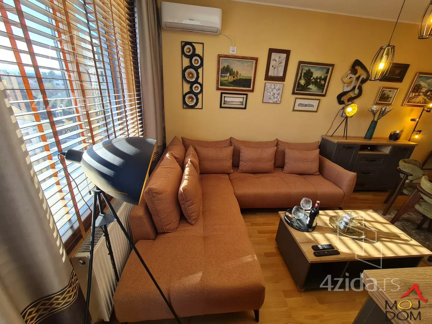 Dvoiposoban stan | 4zida