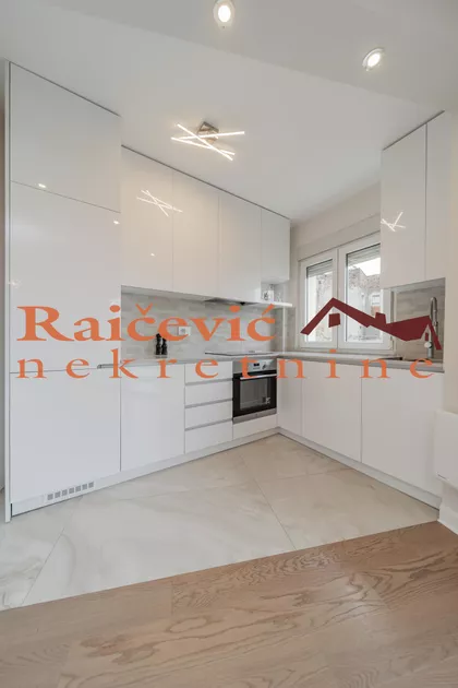 Marsala Birjuzova | 4zida.rs