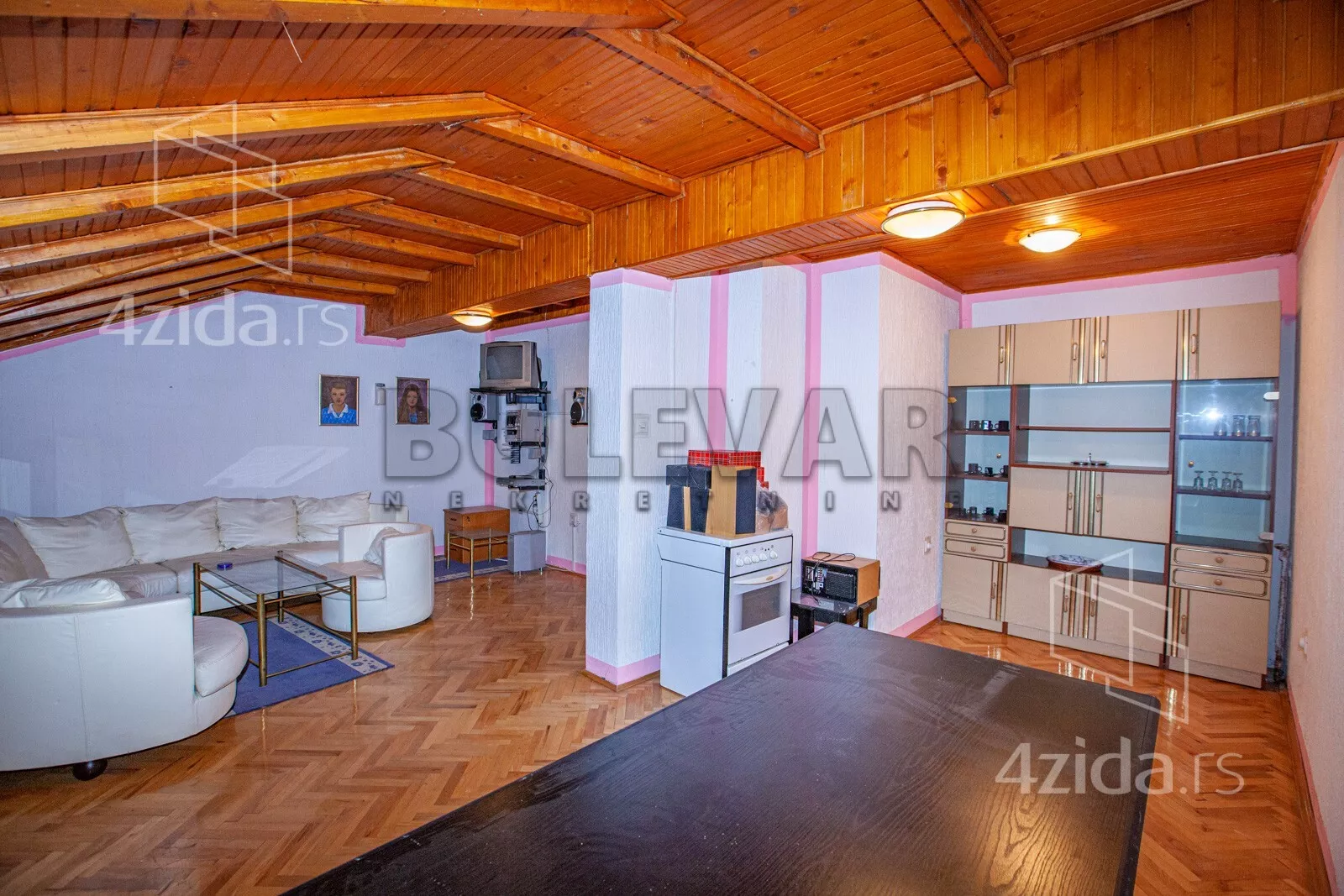 4-etažna kuća | 4zida