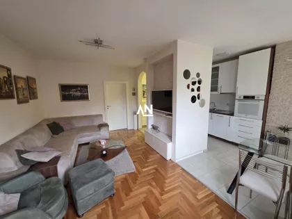 Belućka | 4zida.rs