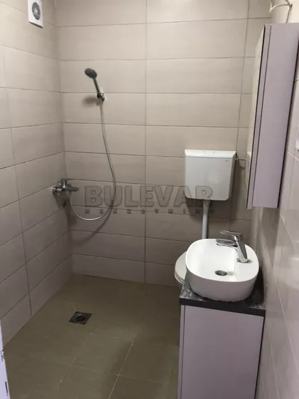 Obrenovićeva | 4zida.rs