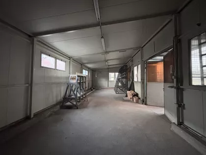 Ugrinovačka bb | 4zida.rs