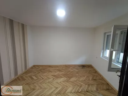 Prvomajska | 4zida.rs