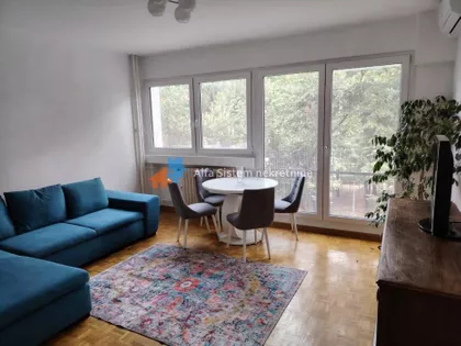 Autokomanda | 4zida.rs