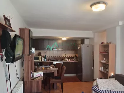 Bulevar Patrijarha Pavla (Somborski Bulevar) | 4zida.rs