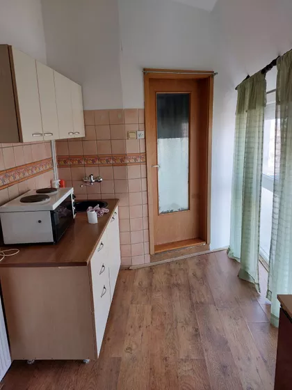 Bulevar Cara Lazara | 4zida.rs