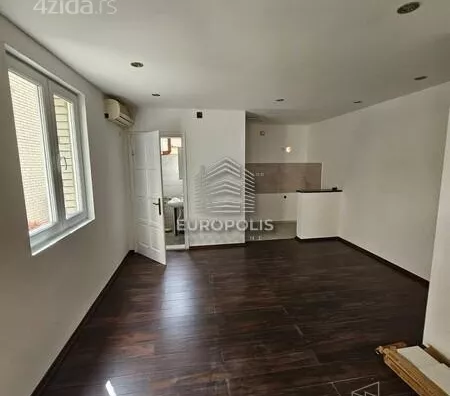 Četvorosoban stan na prodaju, Rade Končara, 189.900€, 87m² - stampaj