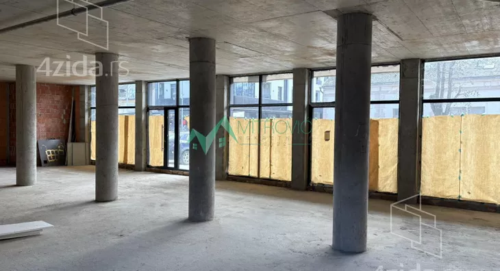 Poslovni prostor | 4zida