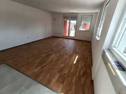 Veternička Rampa | 4zida.rs