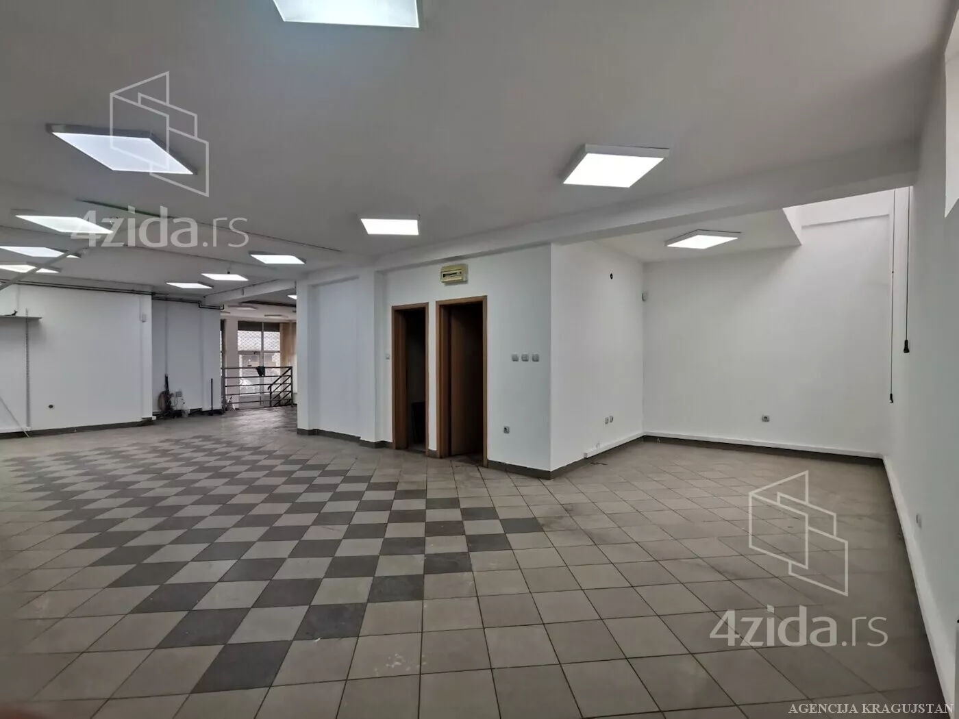 Poslovni prostor | 4zida