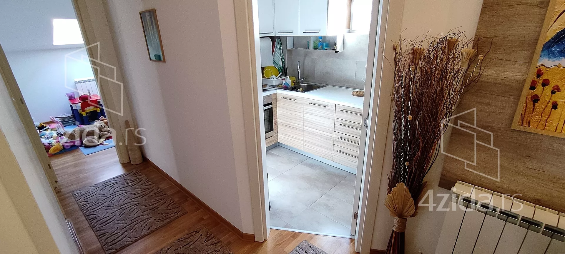 Četvorosoban stan | 4zida