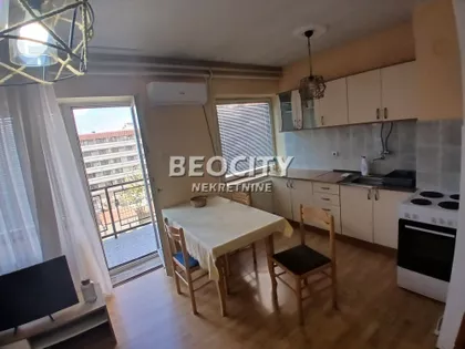 Gagarinova | 4zida.rs