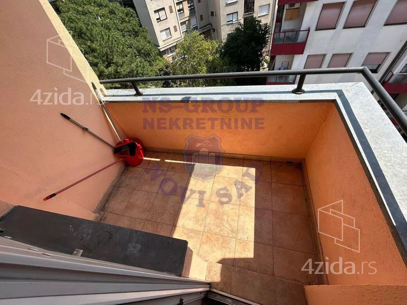 Garsonjera | 4zida