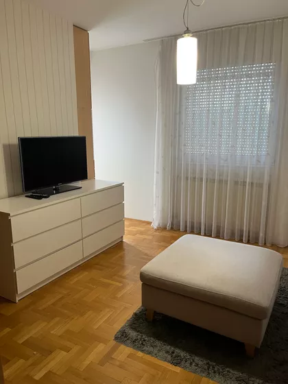 Kraljevića Marka 33 | 4zida.rs