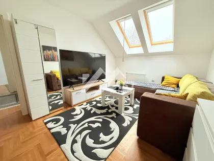 Nikolajevska | 4zida.rs