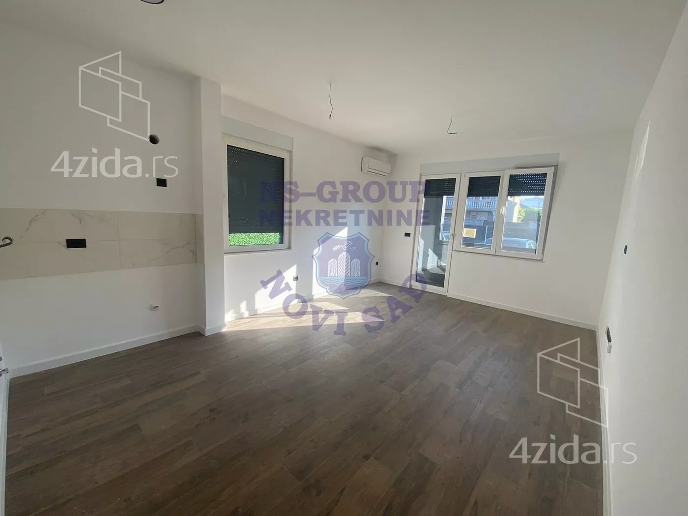 Troiposoban stan | 4zida