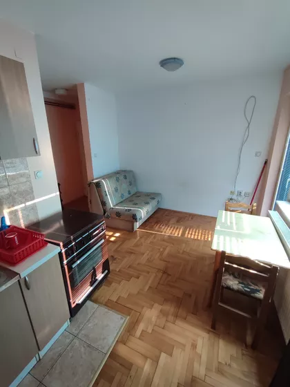 Niš - Crveni Krst | 4zida.rs