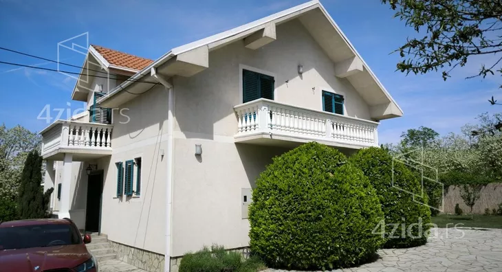 3-etažna kuća | 4zida