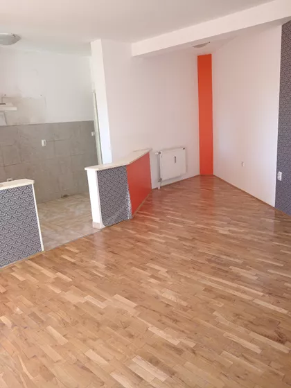 Lesnina | 4zida.rs