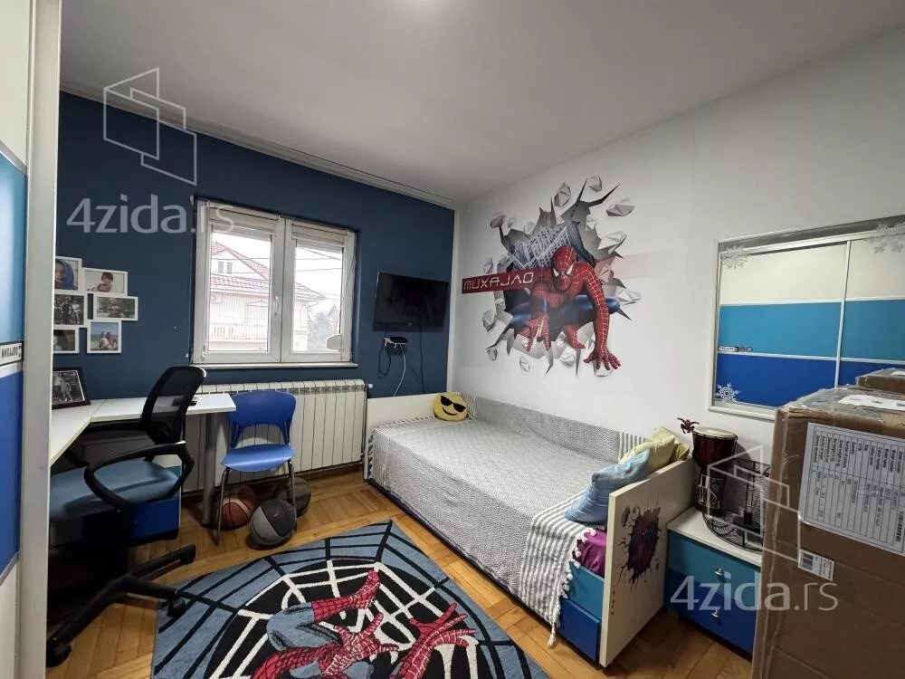 Kuća | 4zida