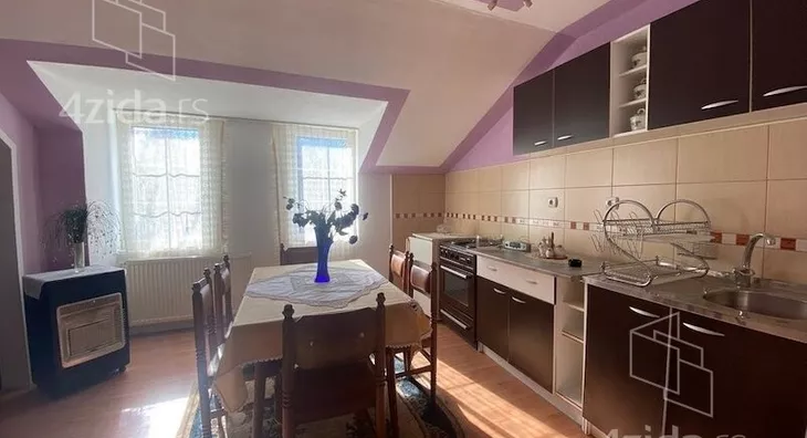 3-etažna kuća | 4zida