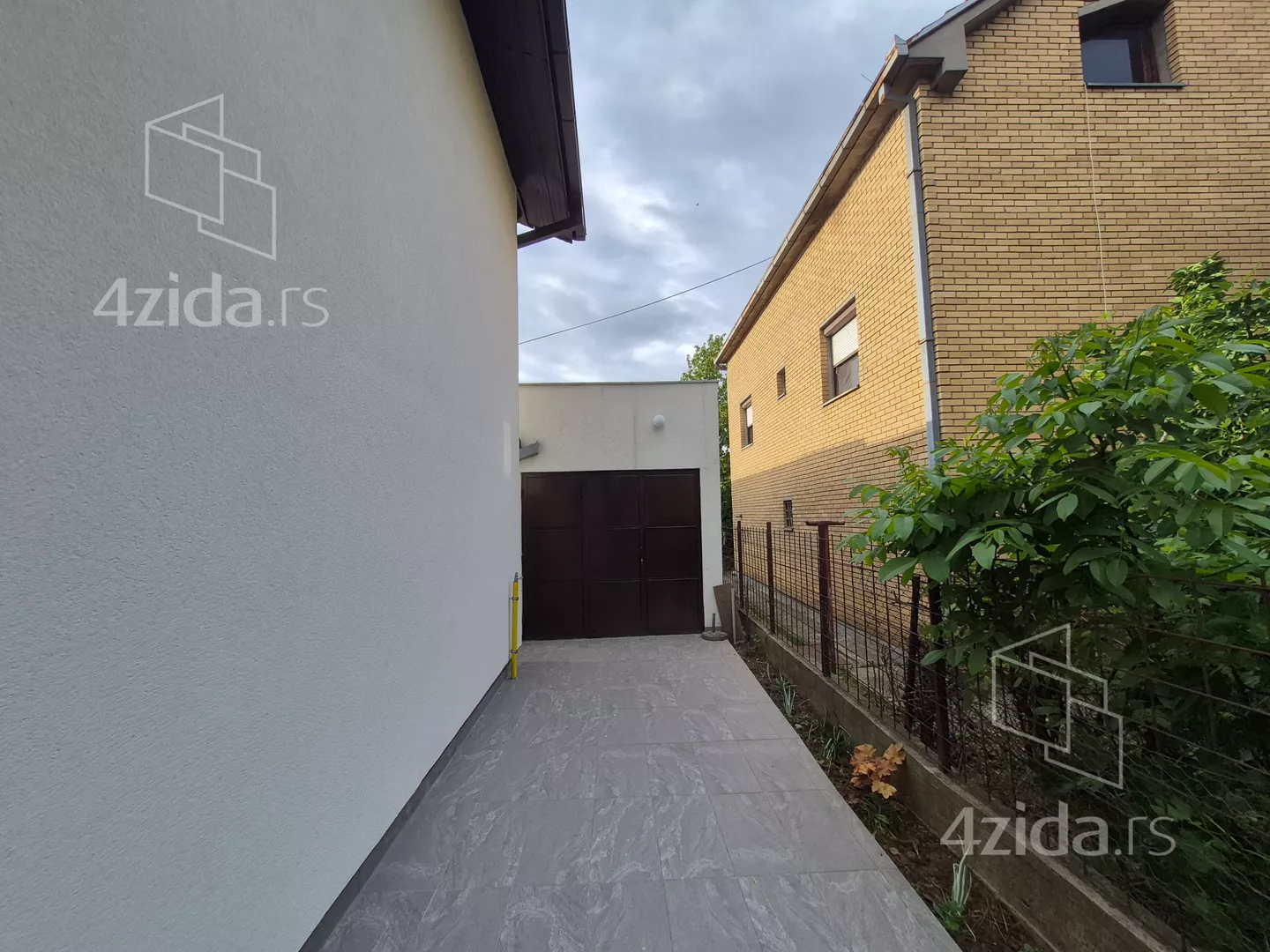 3-etažna kuća | 4zida