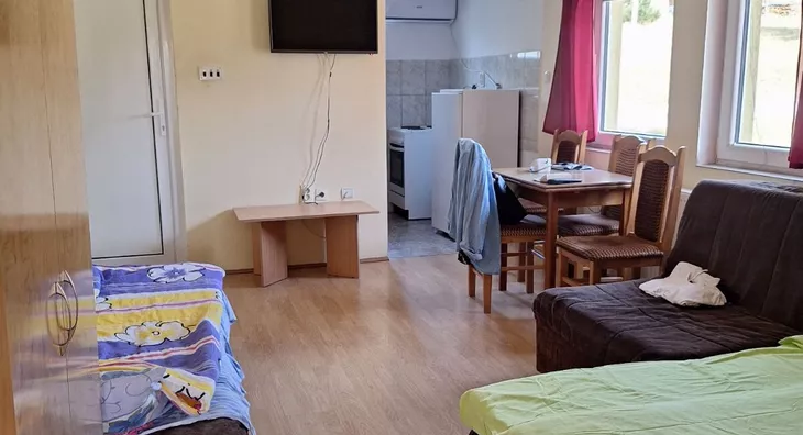Ugostiteljski objekat | 4zida