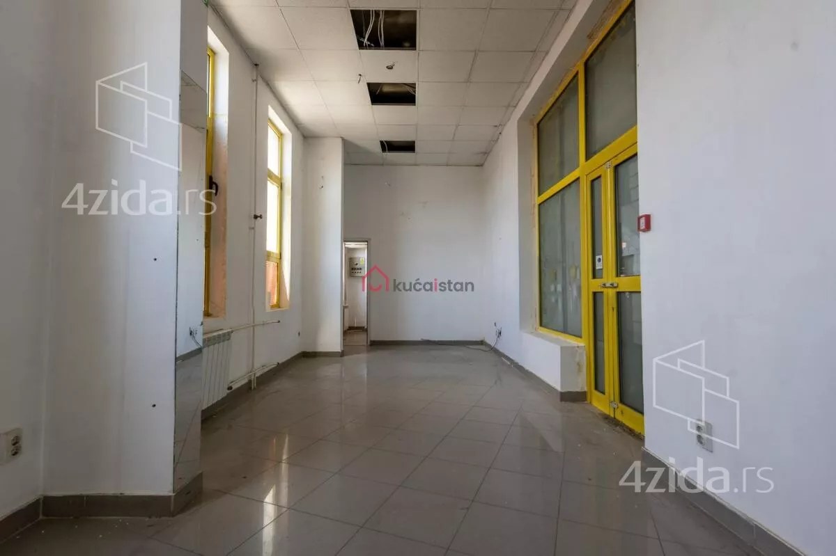 Poslovni prostor | 4zida