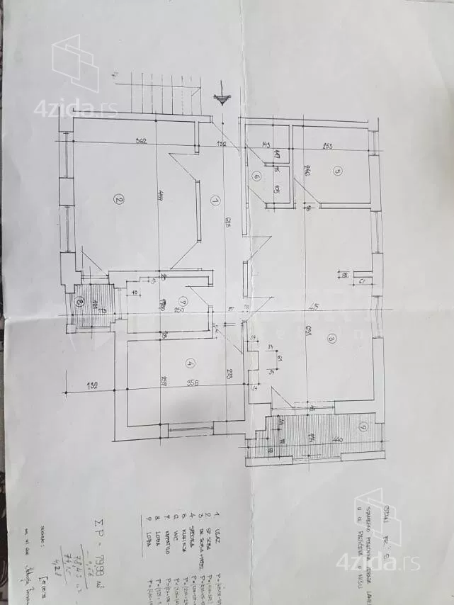 Troiposoban stan | 4zida