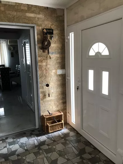 Doroslovo | 4zida.rs