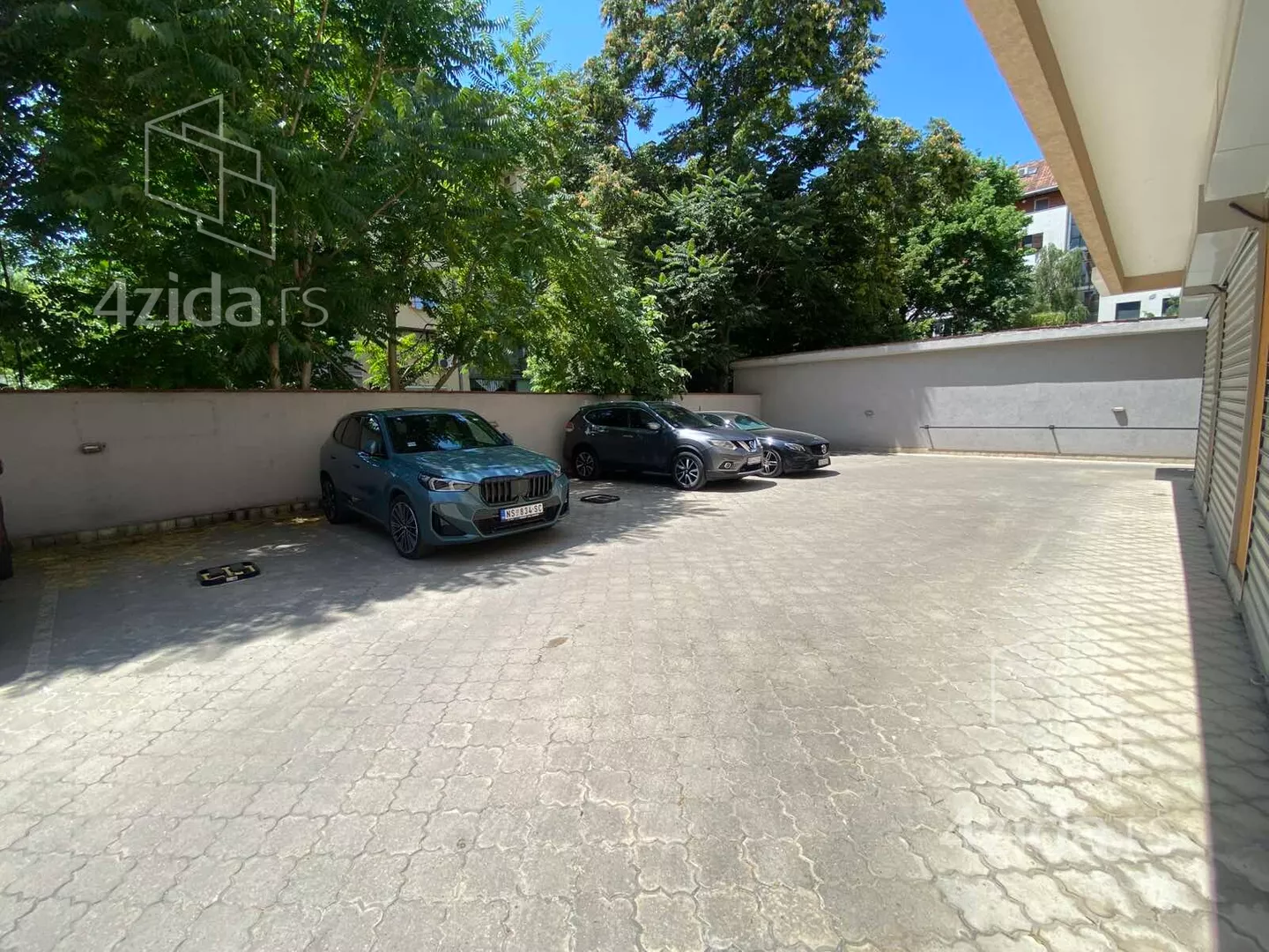 Parking | 4zida