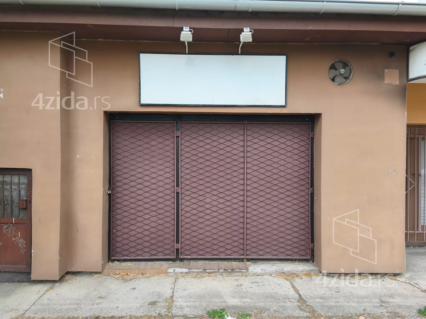 Lokal | 4zida