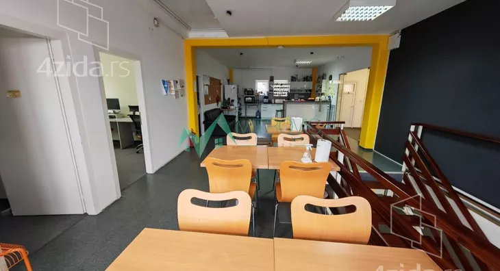 Poslovni prostor | 4zida