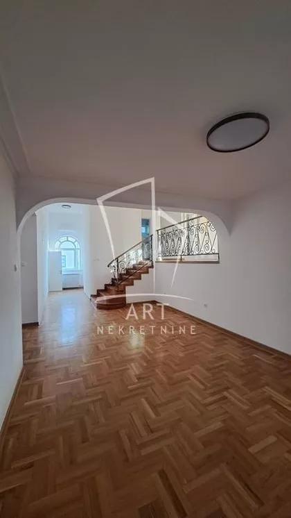 Čedomilja Mitrovića | 4zida.rs