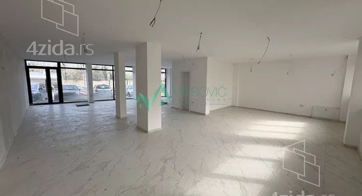 Poslovni prostor | 4zida