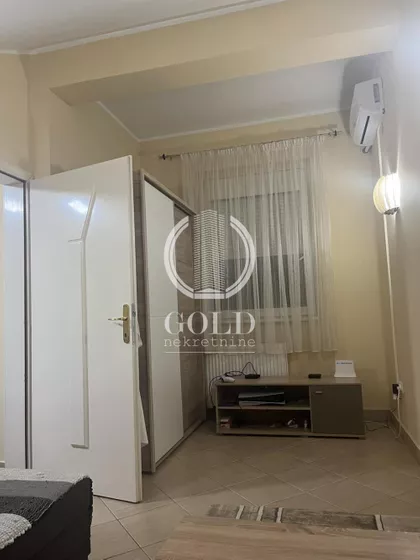 Šumadijska | 4zida.rs