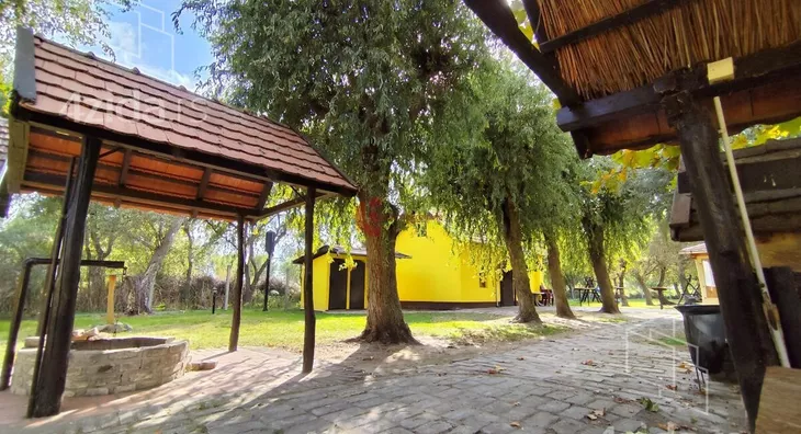 Ugostiteljski objekat | 4zida