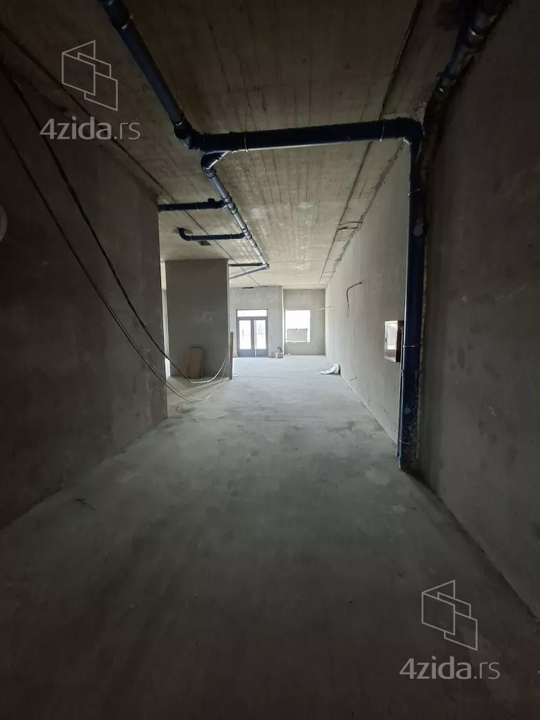 Poslovni prostor | 4zida