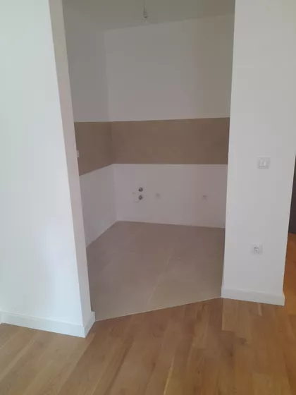 Vojvođanska | 4zida.rs