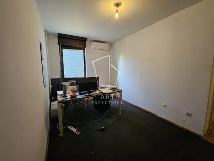 Prve pruge | 4zida.rs